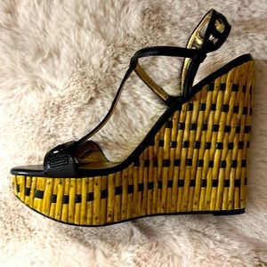 Amazing Hale Bob Wedge sandals
